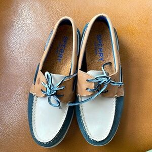 Sperry top-sider 7.5 leather navy cream and tan nwot